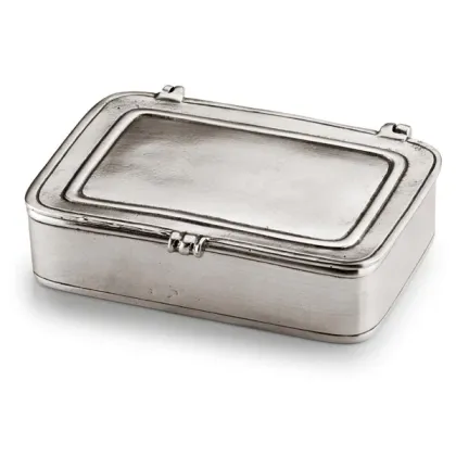 Picture A beautiful box for trinkets