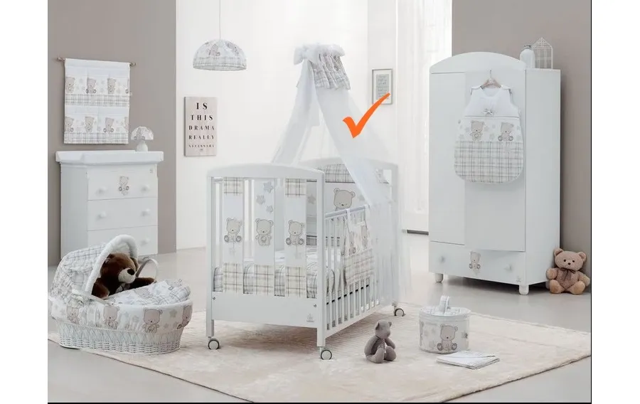 obrazek 1 Piękne włoskie łóżeczko w wyposażeniem - Italbaby