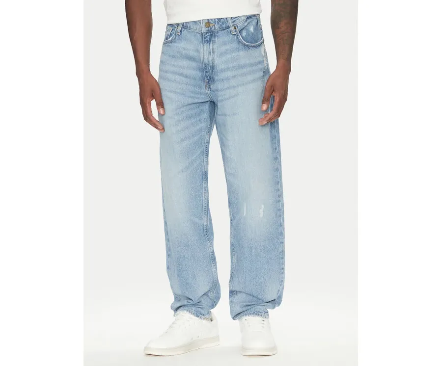 obrazek 1 Guess Jeans Jeansy M5YA90 D5R2A Niebieski Relaxed Fit