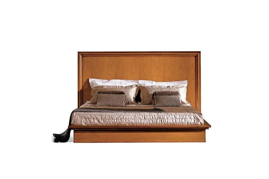 obrazek 1 Stylowe włoskie łóżko z wysokim zagłówkiem