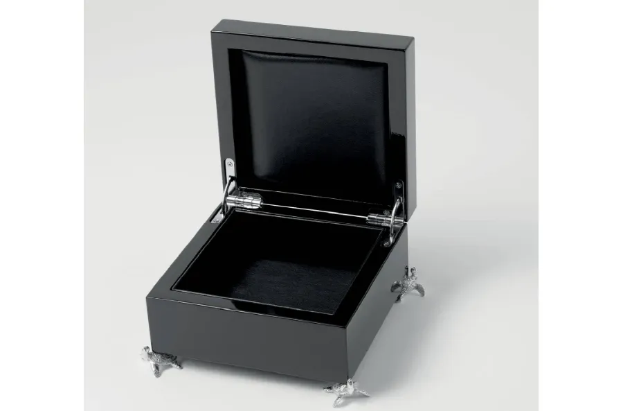 obrazek 2 Gustowne czarne pudełko z ametystem