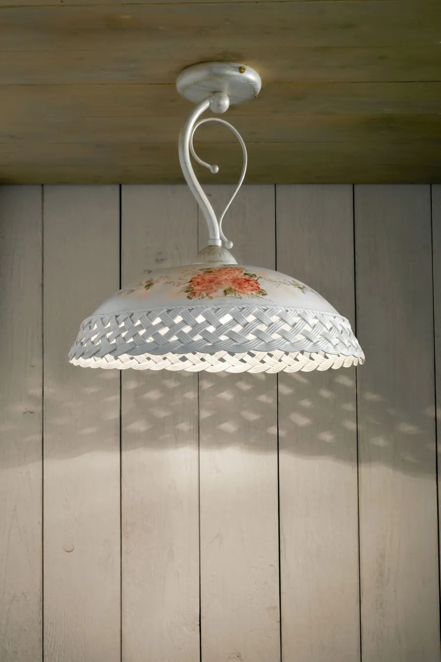 obrazek 2 Piękna stylowa lampa sufitowa-plafoniera Verona w stylu klasycznym z Włoch