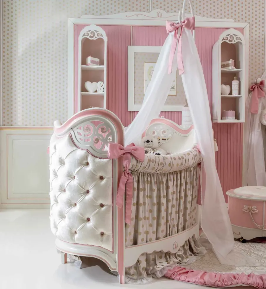 picture 2 Luxurious pink room for an infant - Ebanisteria Bacci