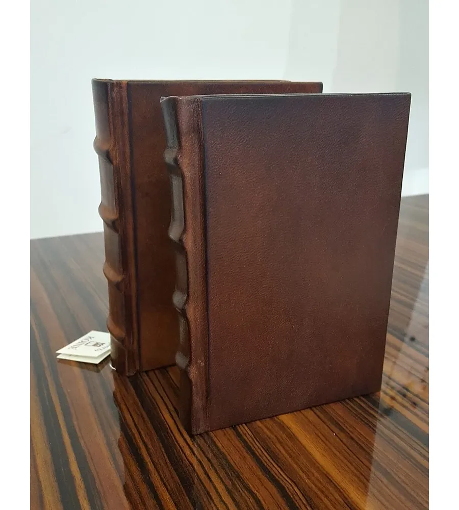 obrazek 7 Klasyczny skórzany notes w twardej oprawie