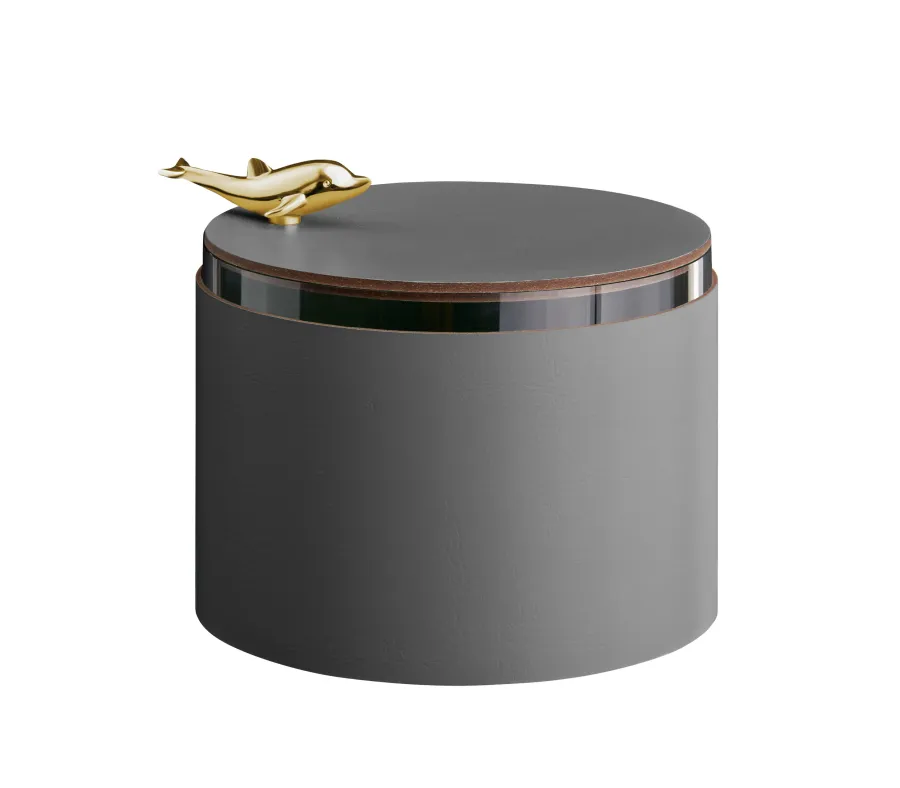 obrazek 1 Szare skórzane pudełko Ø15xH10 cm ozdobione delfinem