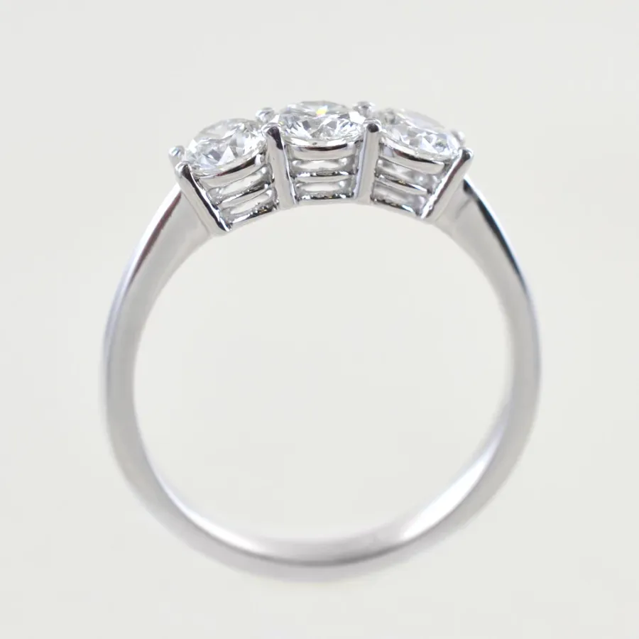 obrazek 3 Duży włoski pierścionek Trilogy z diamentami 0,90 ct