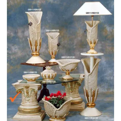 Zdjęcie Szykowny stolik ceramiczny ze szklanym blatem