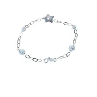 Picture Exquisite bracelet with a twisted star center and zircon balls