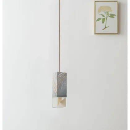 Zdjęcie Wykwintna lampa wisząca z litego marmuru Palissandro Blu Nuvolato