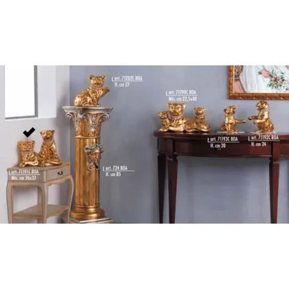 Picture Golden pair of leopards in collars - Valle d'oro Patchi