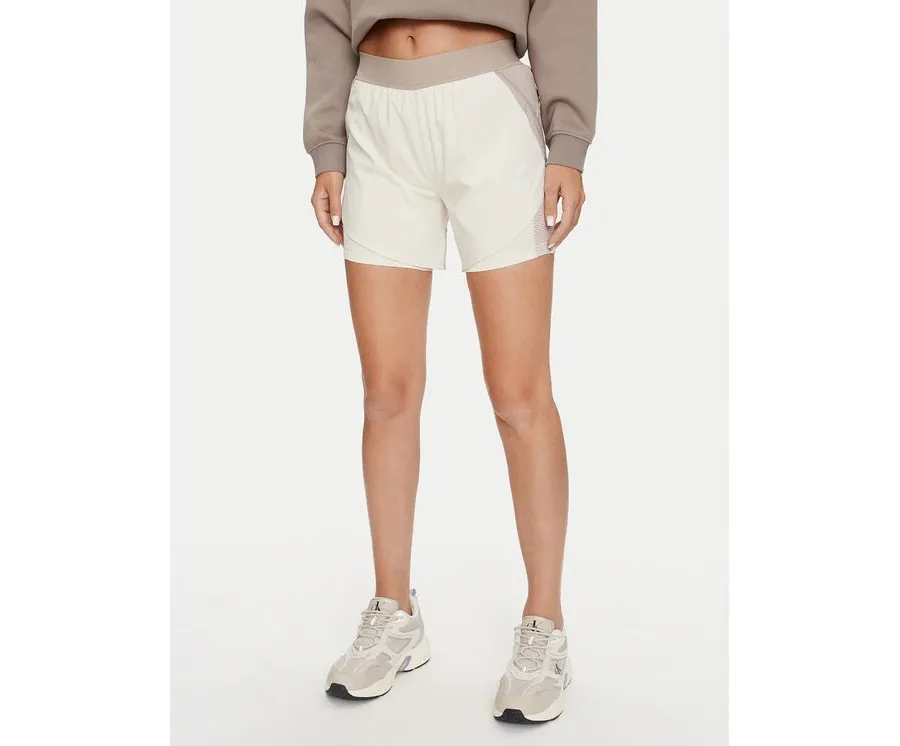 obrazek 1 Reebok Szorty sportowe Running 2 in 1 Short 100076065 Beżowy Slim Fit