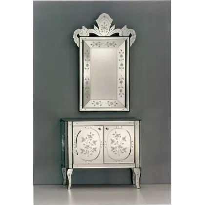 Zdjęcie Prestiżowy mebel z lustrem w stylu francuskim