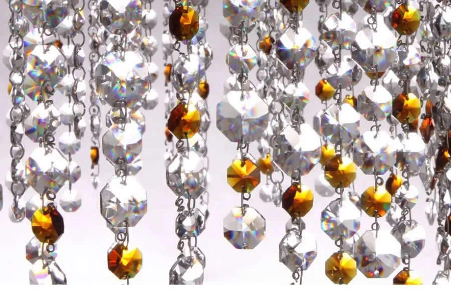 obrazek 3 Bogato zdobiony żyrandol Varsovia - idealny do luksusowych pomieszczeń