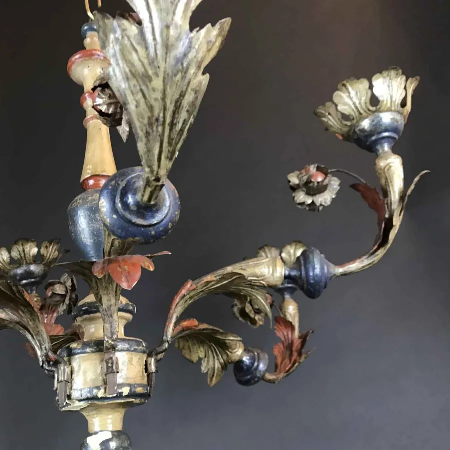 obrazek 6 Stylowy ręcznie wykonany okrągły żyrandol z XVIII wieku