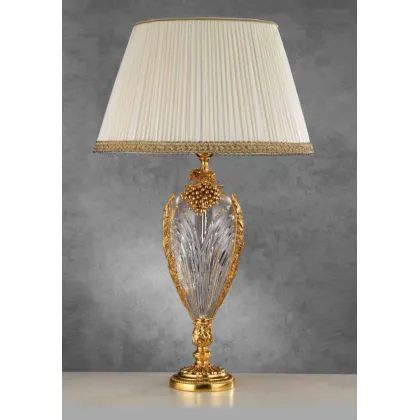 Zdjęcie Elegancka lampa stołowa do gabinetu lub salonu