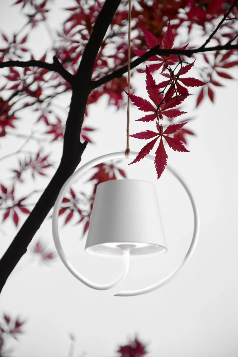 obrazek 3 Bezprzewodowa lampa wisząca z kolekcji Poldina