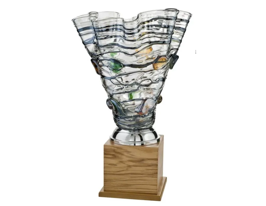 obrazek 1 Wysokie trofeum na turniej sportowy