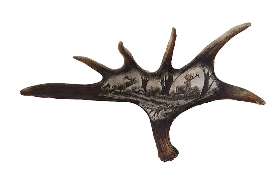 obrazek 1 Niezwykły przedmiot myśliwski z personalizacją na łopacie łosia