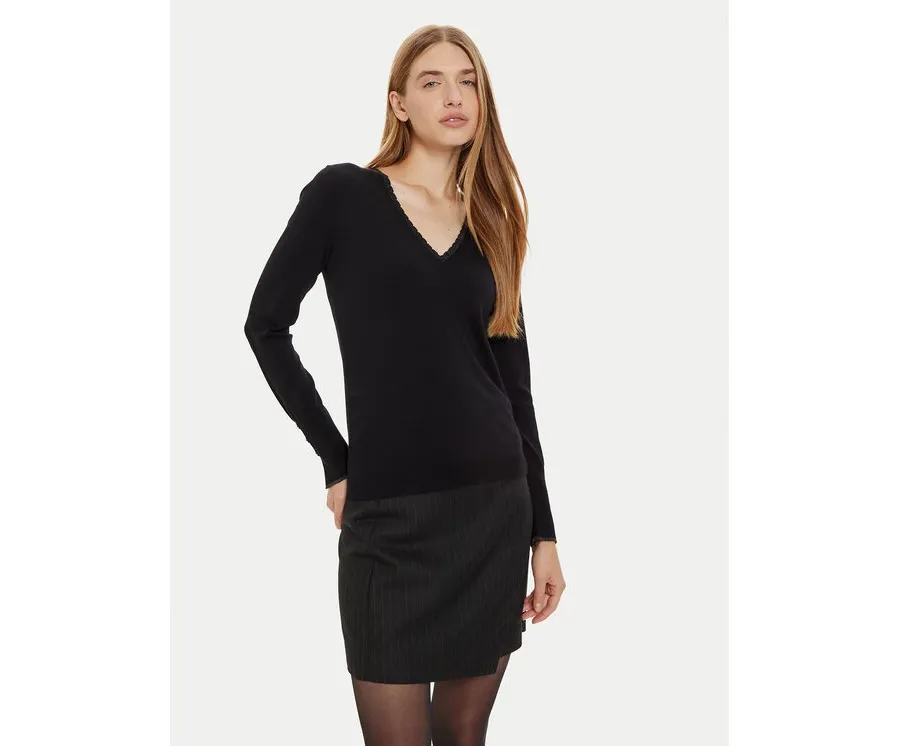 obrazek 1 Liu Jo Sweter WF4007 MS49I Czarny Regular Fit