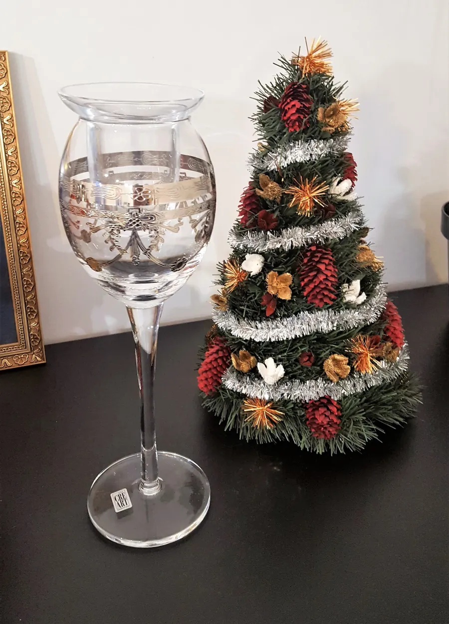 picture 3 Decorative candle holders for the living room