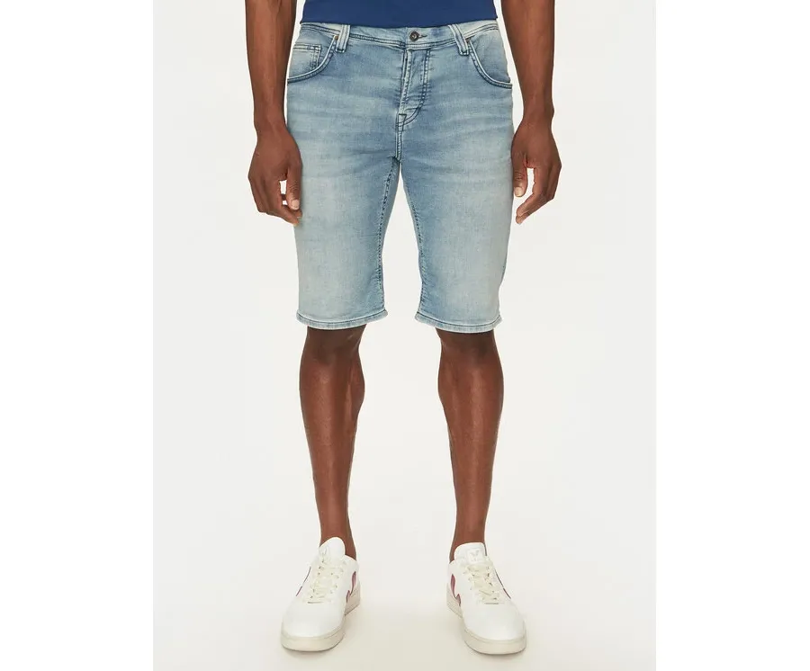 obrazek 1 Mustang Szorty jeansowe Chicago 1012672 Niebieski Slim Fit