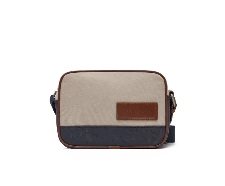 obrazek 1 Tommy Hilfiger Saszetka Th Casual Camera Bag AM0AM13366 Beżowy