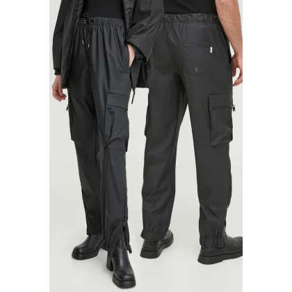 Zdjęcie Rains spodnie dresowe 18850 Pants kolor czarny gładkie