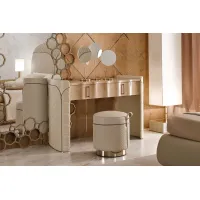 Picture A stunning Mason dressing table with two drawers