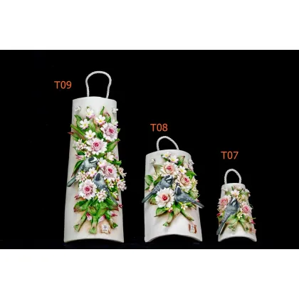 Picture Prestigious porcelain plaster tiles decorated with birds