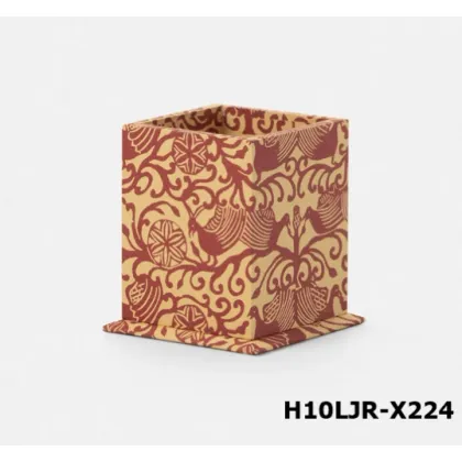 Picture A chic pencil holder covered with woodcut paper
