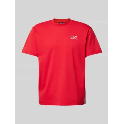 Zdjęcie T-shirt z nadrukiem z logo