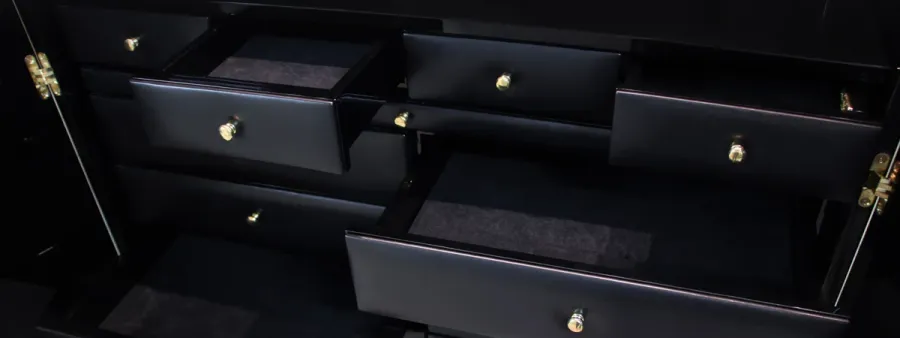 picture 6 Exclusive two-door wardrobe inspired by Paris