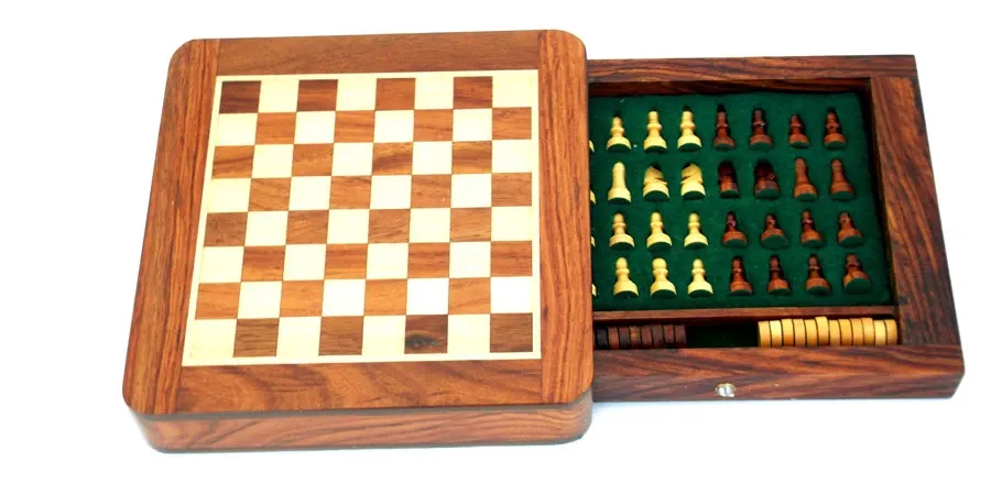 obrazek 1 Piękne szachy magnetyczne z szufladką G-1037D