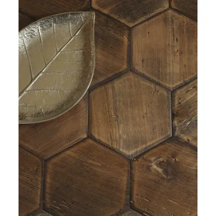 Zdjęcie Prestiżowa włoska podłoga – stare sześciokąty wiązowe ze starych belek