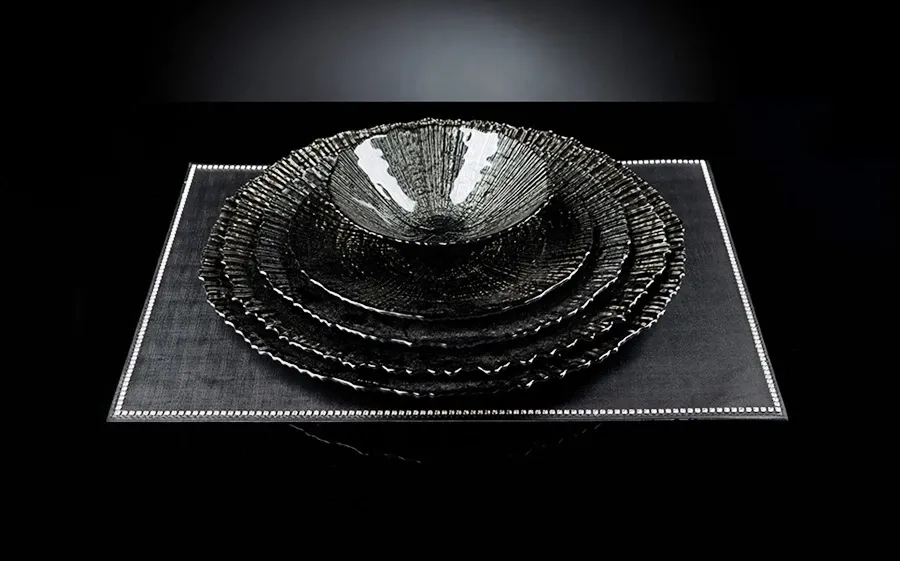 picture 4 Large, elegant plate by VG design made of glass