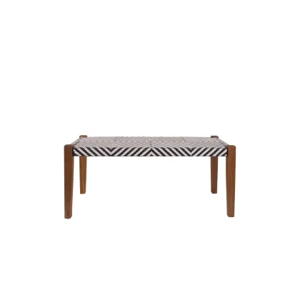 Zdjęcie Wyjątkowa ławka ogrodowa bez oparcia