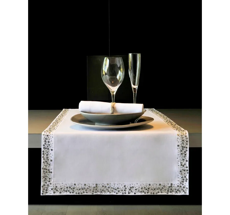 obrazek 1 Eleganckie obrusy lniane z kolekcji Bollicine