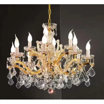 Zdjęcie Żyrandol z pozłacaną metalową ramą pokrytą przezroczystymi szklanymi ramionami i kryształowymi zawieszkami - Il Paralume Marina