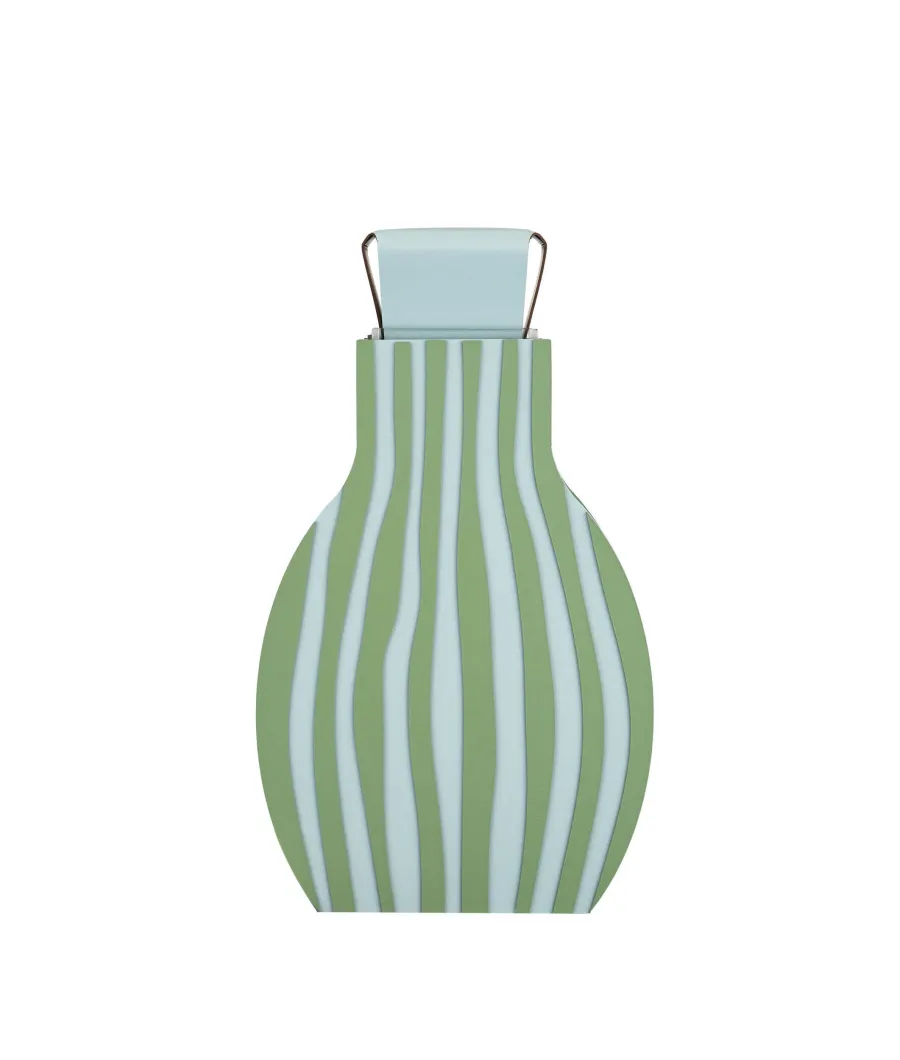 obrazek 1 Designerski skórzany wazon Otto 9x24xH44 cm w pionowe pasy w kolorze jasnobłękitnym i eukaliptusa
