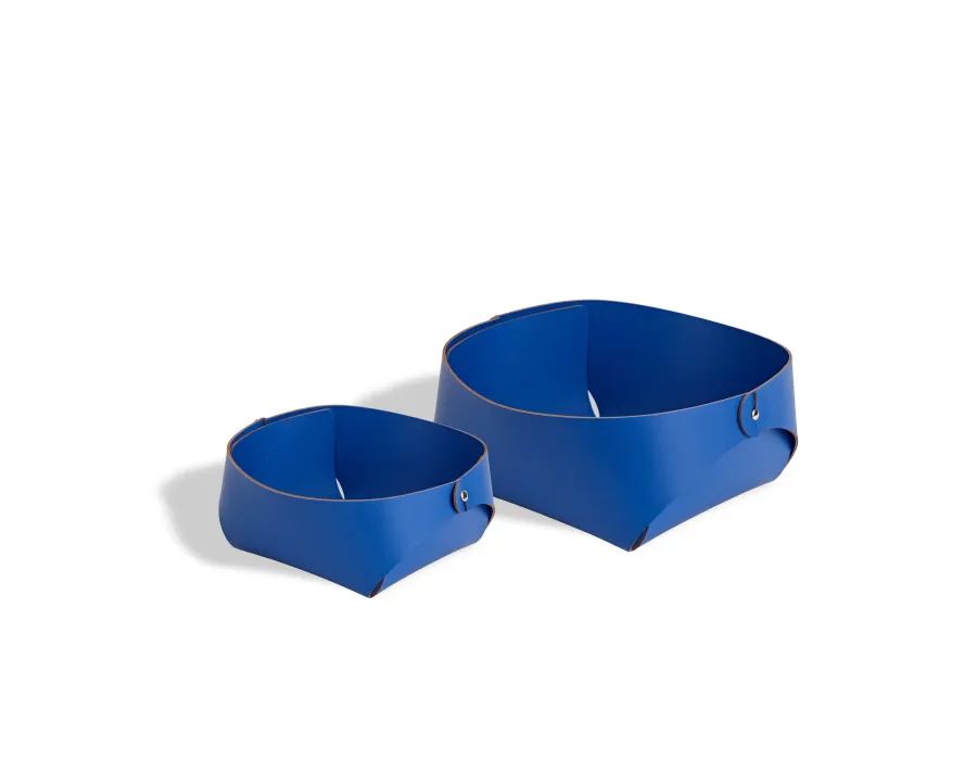 obrazek 2 Koszyk Flora 15x15xH7 cm wykonany z naturalnej skóry w kolorze błękitu Majorelle