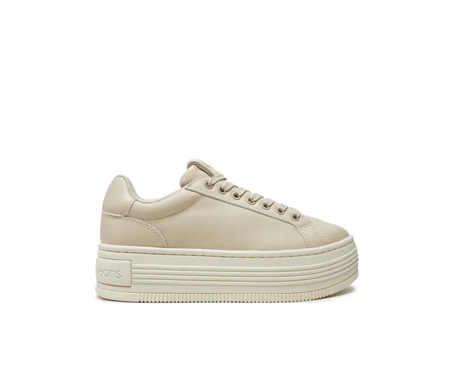 obrazek 1 Calvin Klein Sneakersy Bold Platf Low Oh Mg Lth YW0YW01589 Écru