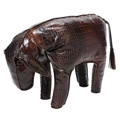 Zdjęcie Pomysłowy podnóżek skórzany - osiołek