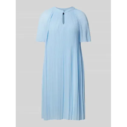 Zdjęcie Sukienka o długości do kolan z plisami