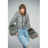 Picture Unique women's jacket made of sheepskin and arctic fox - A&A Vesa
