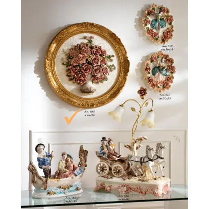 Zdjęcie Obraz z kwiatami oraz dekoracje ceramiczne
