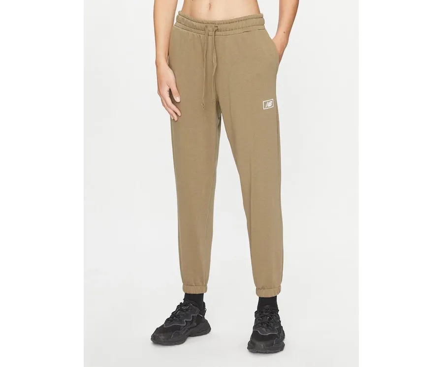 obrazek 1 New Balance Spodnie dresowe Essentials French Terry Pant WP33508 Zielony Regular Fit