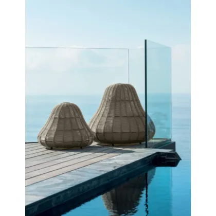 Zdjęcie Stylowa włoska lampa ogrodowa