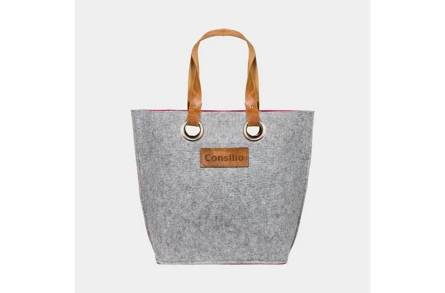 obrazek 1 Fantastyczna torba typu shopper ze skóry i metalowymi okuciami