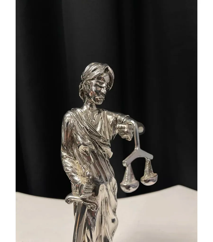 obrazek 5 Temida - bogini sprawiedliwości - idealny prezent dla prawnika!