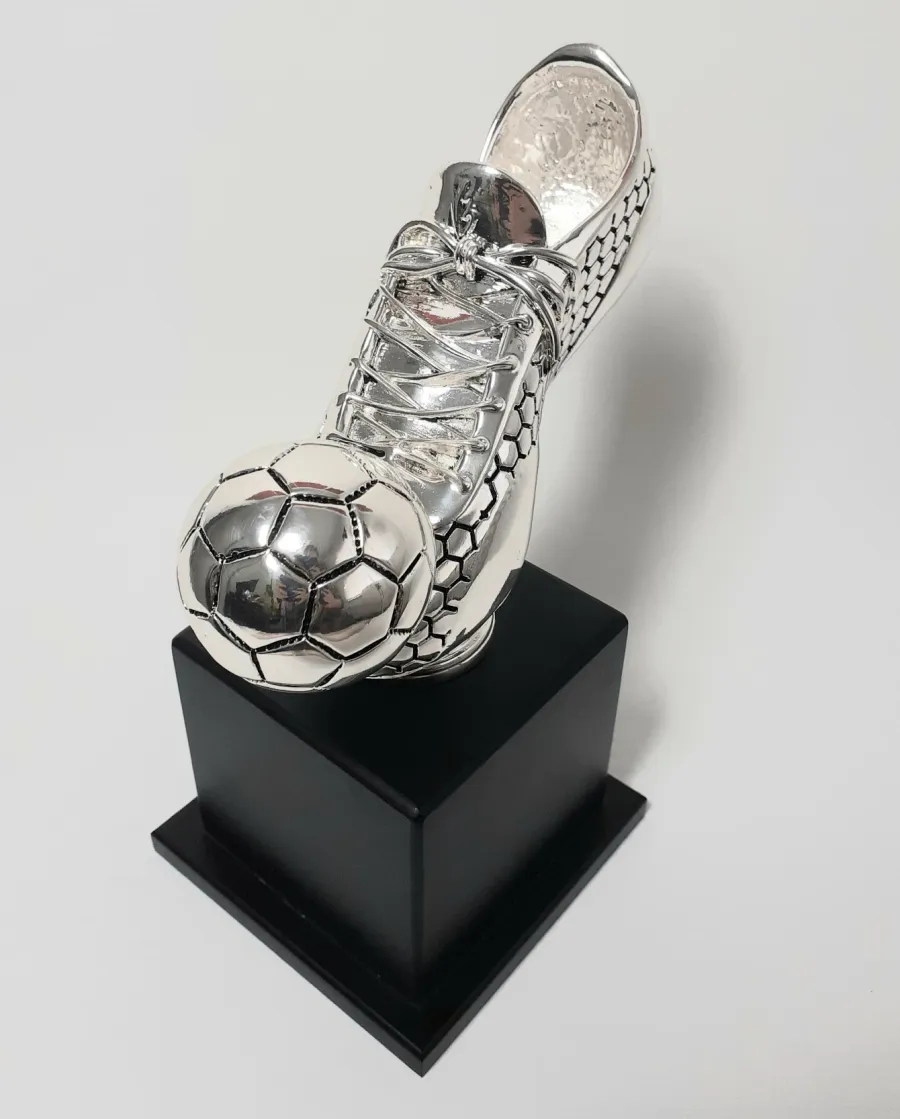 picture 4 Statuette in the shape of sports footwear with a ball - Astra Argenti